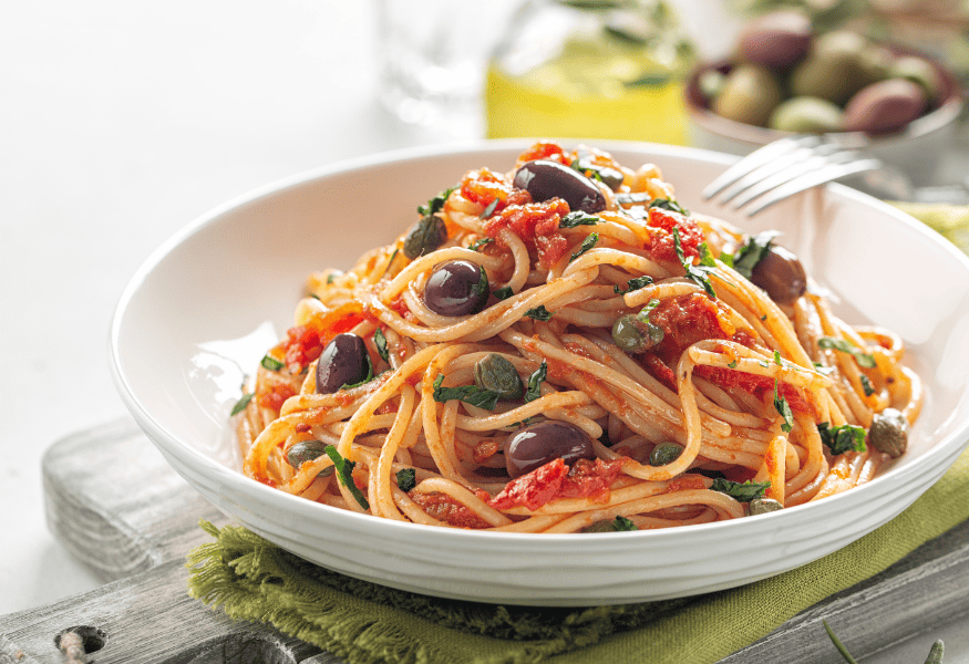 Spaghetti alla puttanesca: Ricetta originale, storia e curiosità