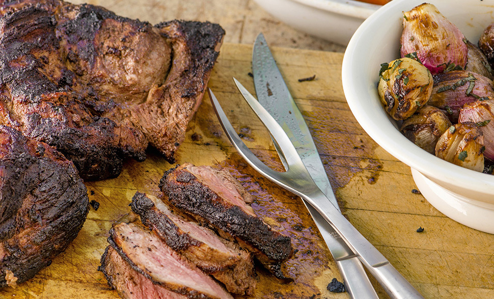 L’Arte dell’Arrosto di Agnello: Una Ricetta Gustosa e Raffinata per Occasioni Speciali