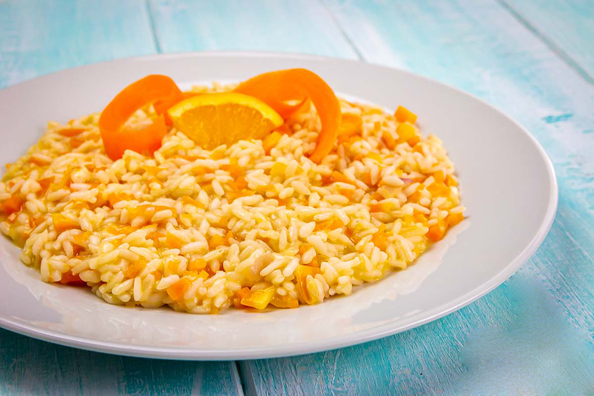 Sapore mediterraneo: Risotto all’arancia per un tocco di dolcezza