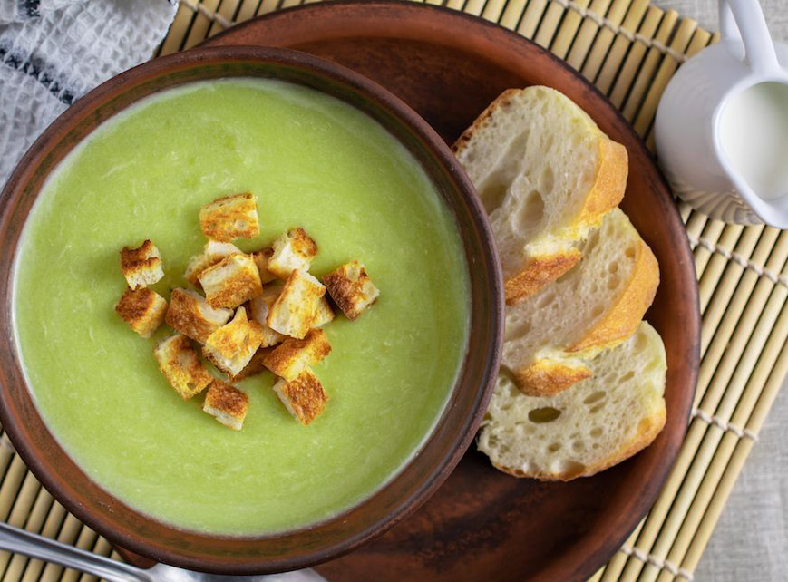 Zuppe di primavera: la vellutata di zucchine per una cena fresca e salutare