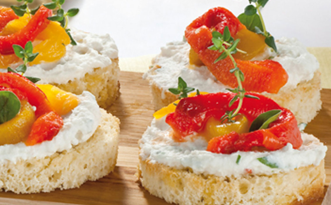 Ricetta Facile: Crostini di Peperone e Ricotta al Microonde