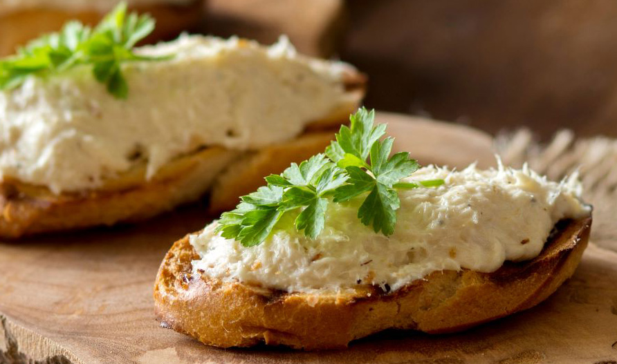 Un Antipasto da Chef: Baccalà Mantecato con Prezzemolo