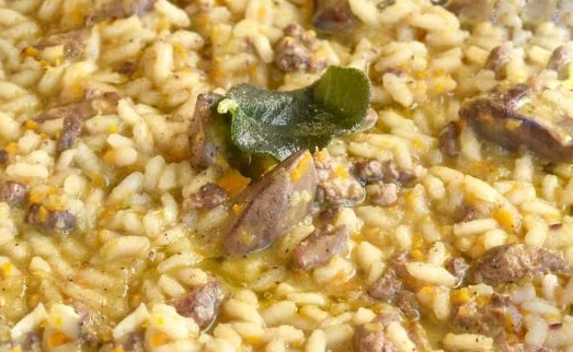 Preparare Risotto ai Fegatini al Microonde: Una Delizia Rapida e Gustosa