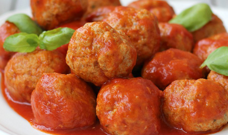 Ricetta delle Polpette al Pomodoro: Un Delizioso Viaggio nel Mondo della Cucina Italiana