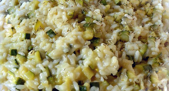 Cucinare un Risotto alle zucchine al microonde: Un’Esperienza Culinaria Straordinaria