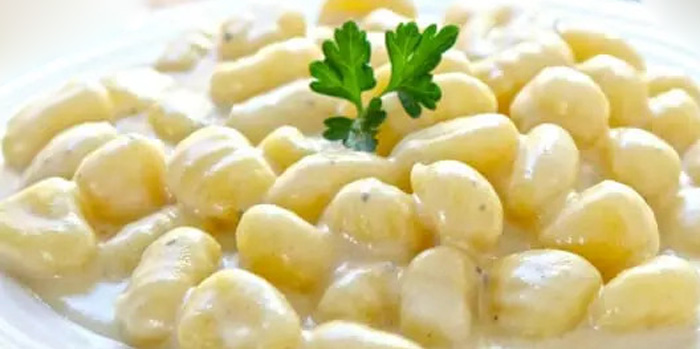 Ricetta Gnocchi con Salsa al Gorgonzola: Passo Dopo Passo Verso il Successo Culinario!