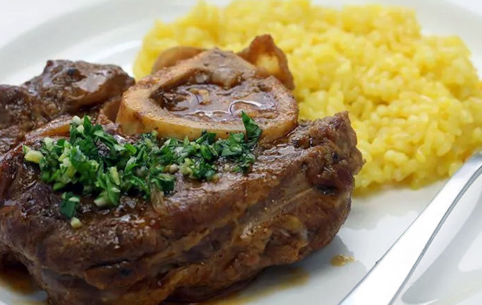 Come preparare Ossobuco e Risotto alla Milanese al Microonde