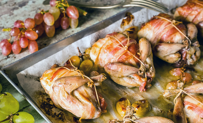 Ricetta delle Quaglie all’Uva Bianca: Una Delizia Culinaria da Provare