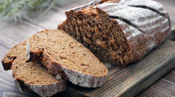 Pane con Farina di Segale Un Viaggio nella Tradizione