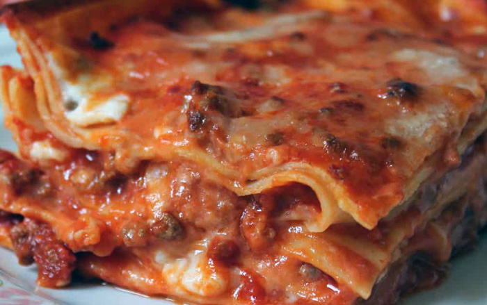 Lasagne Al Forno con Ragu di Carne: Un Classico Rivisitato