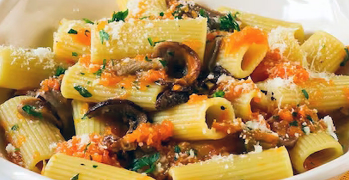 Ricetta Pasta di Zucca e Funghi: Un Piatto Autunnale Perfetto per Tutta la Famiglia