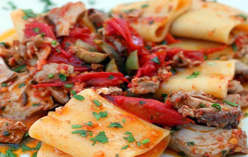 Ricetta Paccheri con Pomodorini e Tonno: Ricetta Tradizionale di Capri