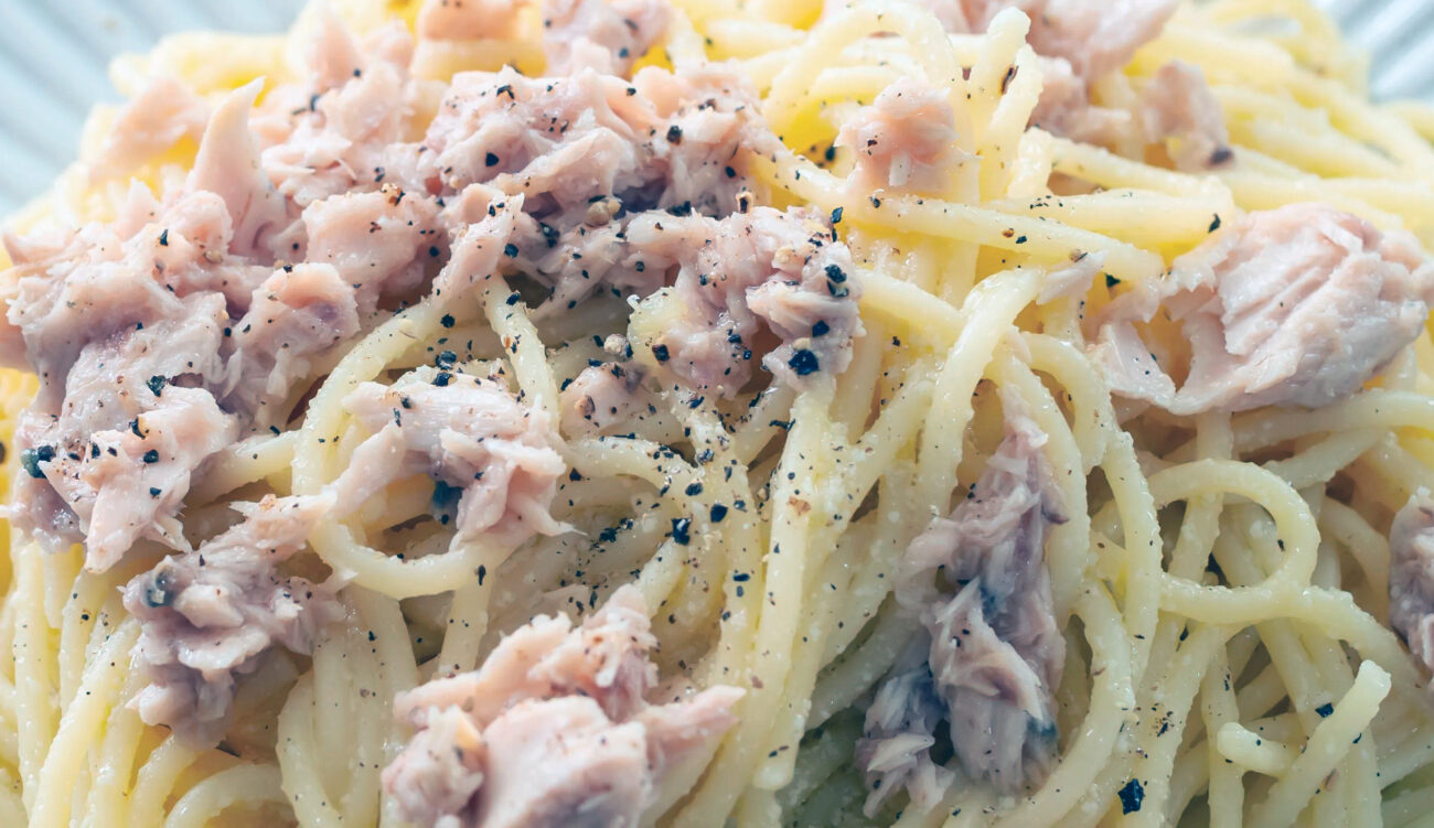 Ricetta per Pasta al Tonno con Crema di Burro e Limone